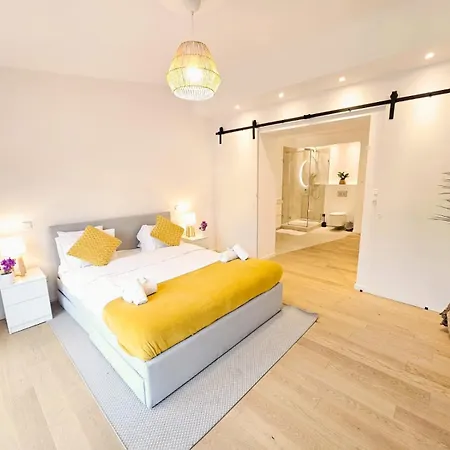 Exceptional 3br With Private Terrace&garden * 디페르당주