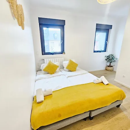 Exceptional 3br With Private Terrace&garden 디페르당주