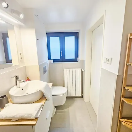 Exceptional 3br With Private Terrace&garden Apartment *