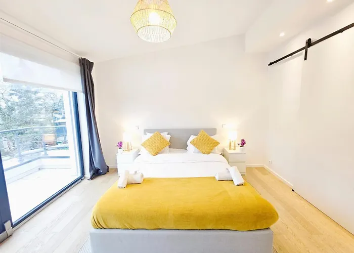 Exceptional 3br With Private Terrace&garden Appartamento